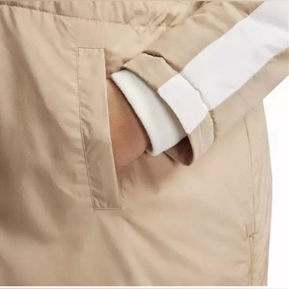 Nike Sportswear Essential Women's Hooded Puffer Jacket Tan SZ. 1X, 2X NWT $165 - Picture 3 of 5